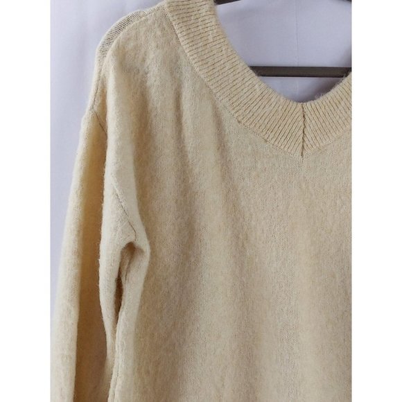 Topshop V-neck Oatmeal Beige Sweater - Picture 4 of 15